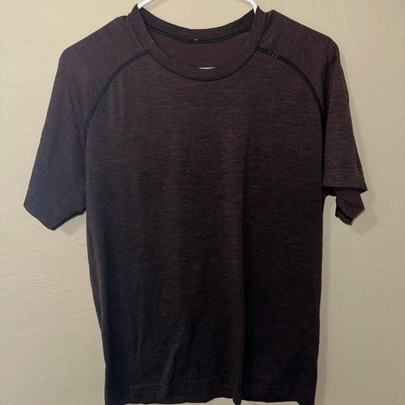 Lululemon Lot of 3 T Shirts - Picture 5 of 14